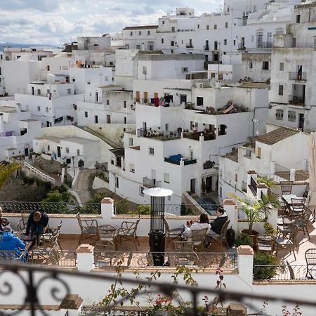 Hotel Plaza 18 - Grupo Califa Vejer de la Frontera Exterior photo