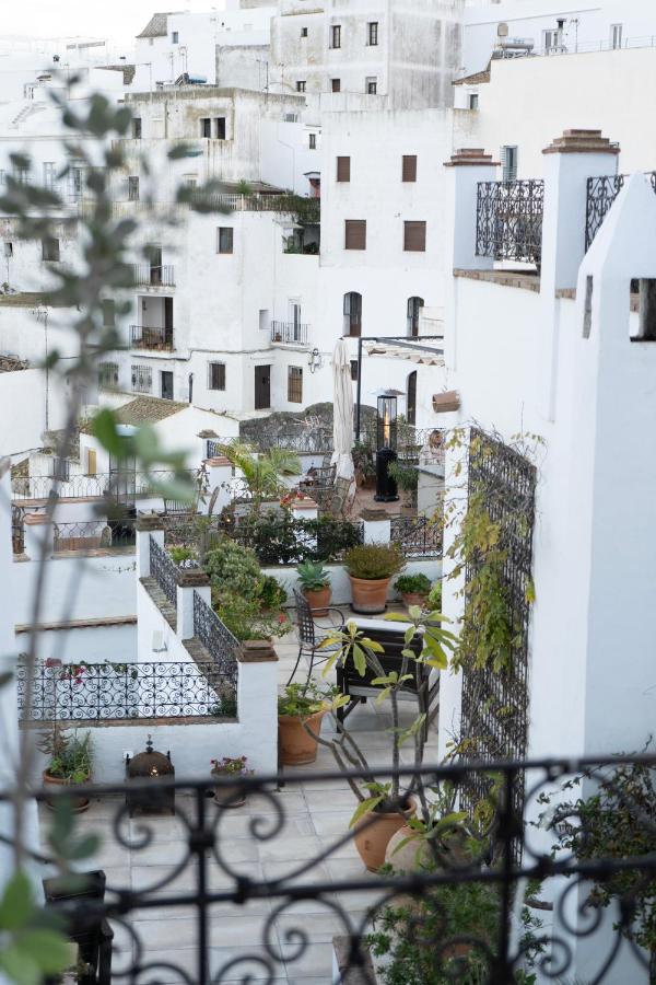 Hotel Plaza 18 - Grupo Califa Vejer de la Frontera Exterior photo